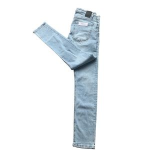 Zara Mens jean NWT